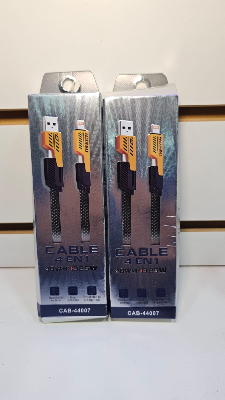 Cable USB 4 en 1   - Carga rapida CAB-44007