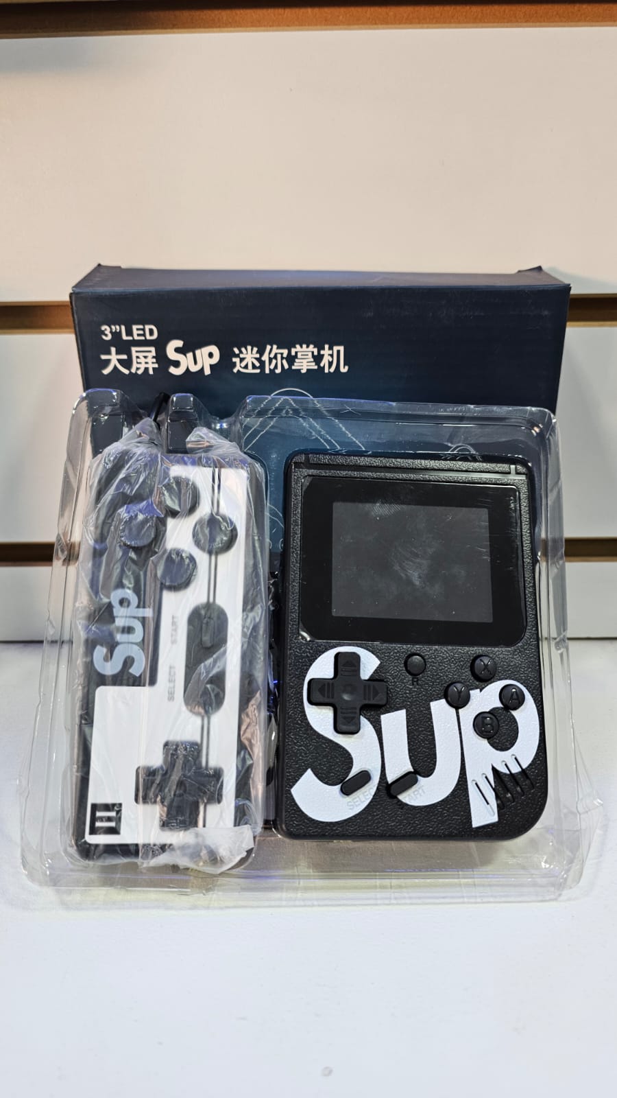 Consola Portatil SUP 8bits con joystick